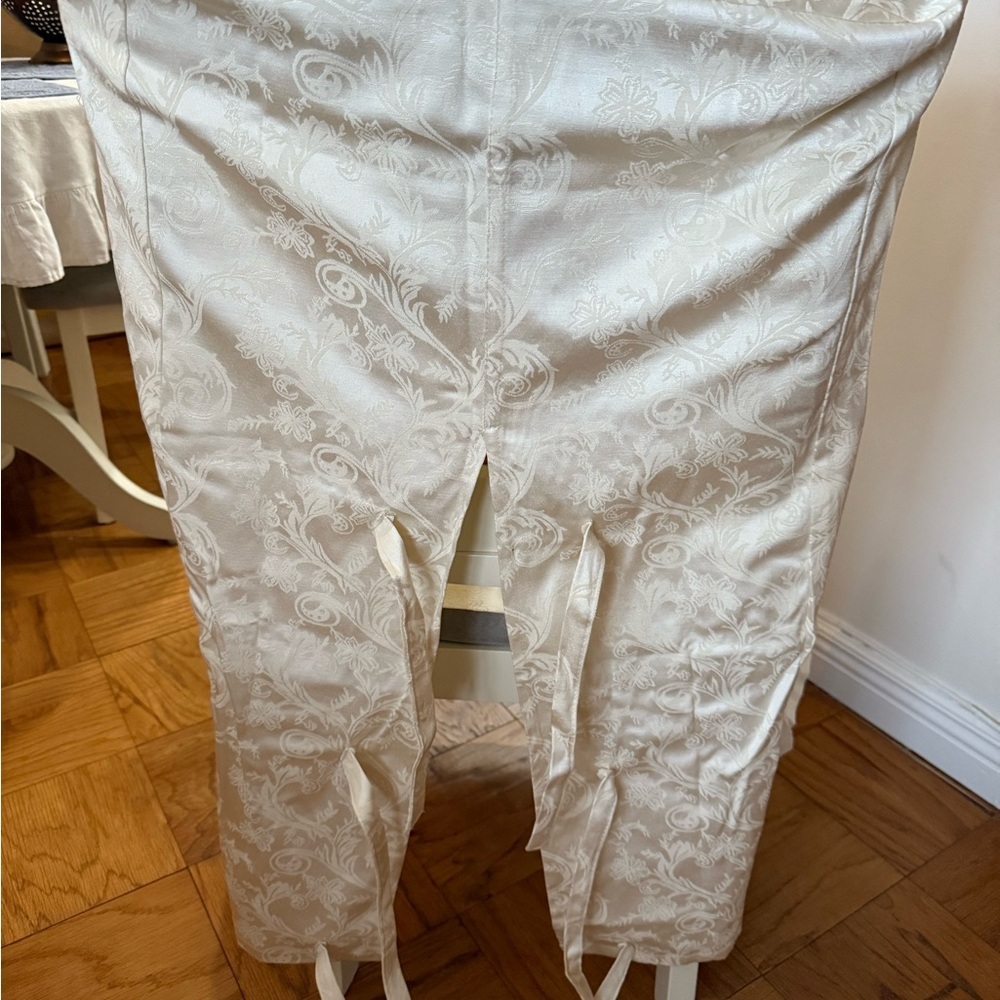 Embroidered chair covers - Picture 2 of 4